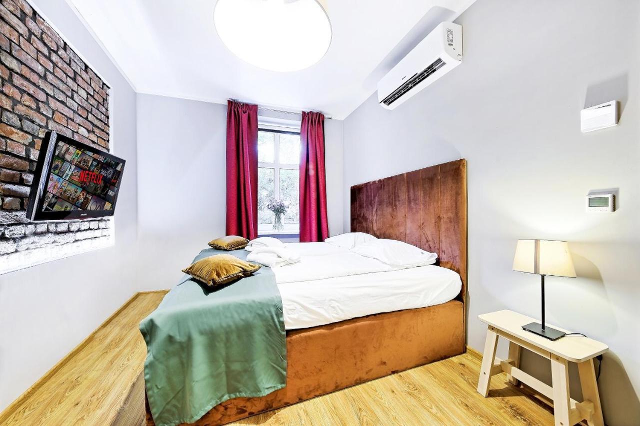 Cinema Apartments Poznan Ngoại thất bức ảnh