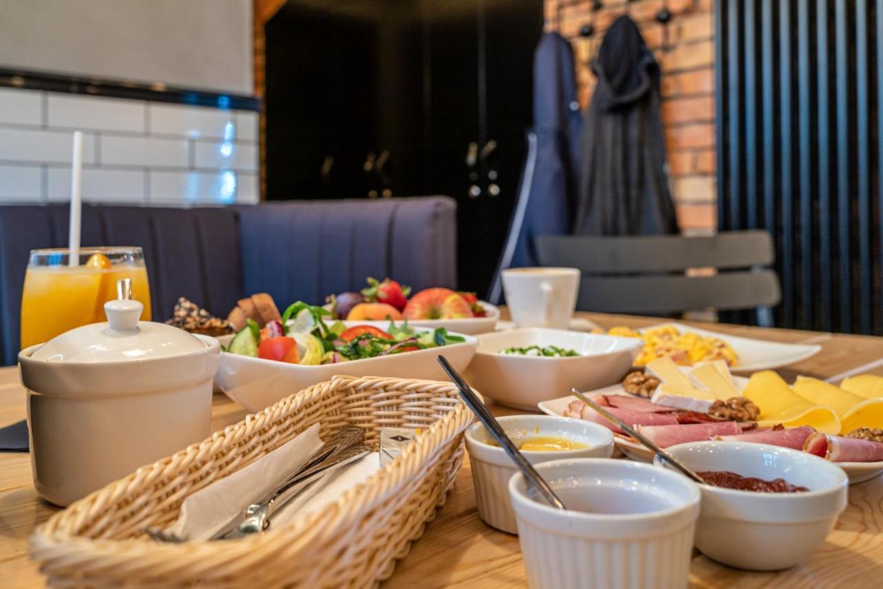 Cinema Apartments Poznan Ngoại thất bức ảnh